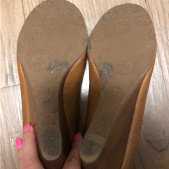 Shoe - Picture 6 of 6